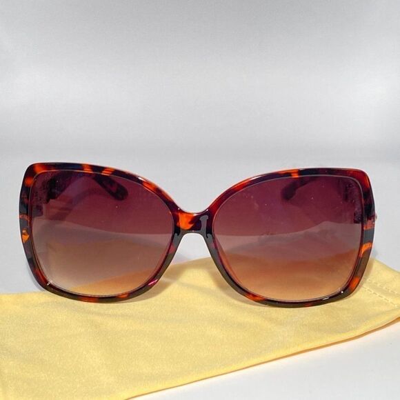 Oversize Tortoise Sunglasses With Silver Detail on Arm New - Picture 2 of 15
